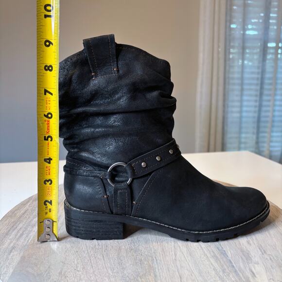 Sofft Black Leather Slouch Harness Boots Ring Stud Detail Women’s US Size 8M - Picture 10 of 10